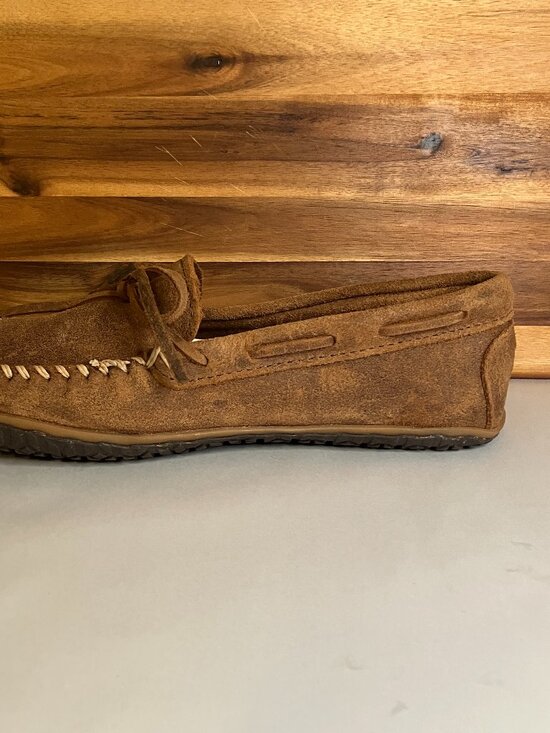Minnetonka Men\'s Tie Tread Moccasins Brown Ruff Suede Size 9 NWOB Slip On Loafer main image 7